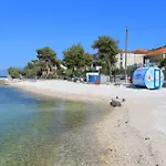 Apartment By The Sea Mastrinka, Ciovo - 23823 *
