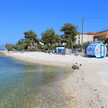 Apartment By The Sea Mastrinka, Ciovo - 23823 *